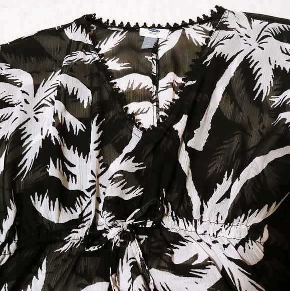 Palm Tree Tee - Picture 8 of 12
